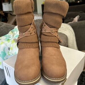 Dream Pairs Brown Ankle Boots with Knit Cuff
